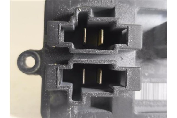 Recambio de resistencia calefaccion para iveco daily chasis 2.3 referencia OEM IAM MR0176008720  