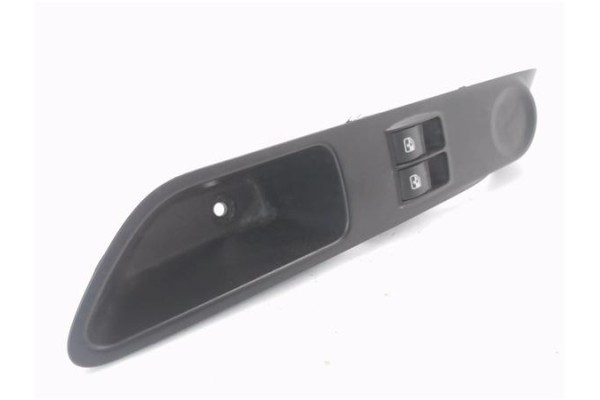 Recambio de mando elevalunas delantero izquierdo para iveco daily chasis 2.3 referencia OEM IAM 5802846165  