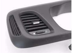 Recambio de embellecedor cuadro instrumentos para iveco daily chasis 2.3 referencia OEM IAM 5802383302  