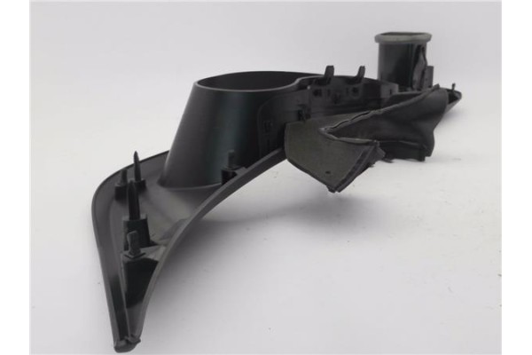 Recambio de embellecedor cuadro instrumentos para iveco daily chasis 2.3 referencia OEM IAM 5802383302  