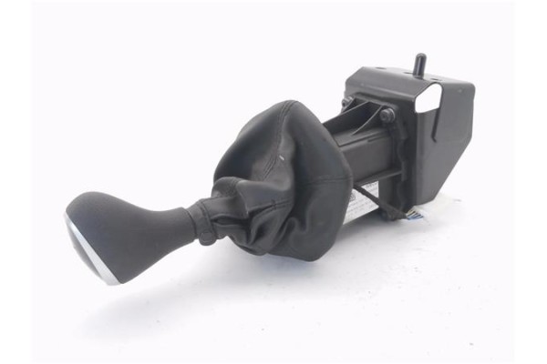 Recambio de palanca de cambio para iveco daily chasis 2.3 referencia OEM IAM 5803034065  