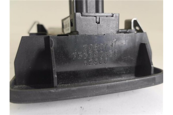 Recambio de mando elevalunas delantero derecho para fiat punto / grande punto (199) 1.4 referencia OEM IAM 735380450  