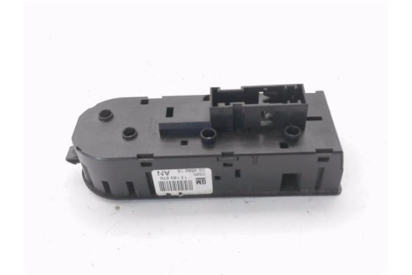 Recambio de mando elevalunas delantero izquierdo para opel astra h berlina 1.9 cdti referencia OEM IAM 13183679 3459215 
