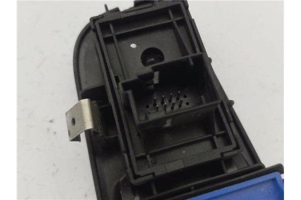 Recambio de mando elevalunas delantero izquierdo para fiat punto / grande punto (199) 1.4 referencia OEM IAM 735423371  