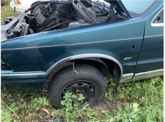 Recambio de aleta delantero izquierda para chrysler saratoga 3.0 v6 referencia OEM IAM 4911947  