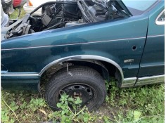 Recambio de aleta delantero izquierda para chrysler saratoga 3.0 v6 referencia OEM IAM 4911947  