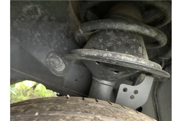 Recambio de amortiguador delantero izquierdo para chrysler saratoga 3.0 v6 referencia OEM IAM SG1819  