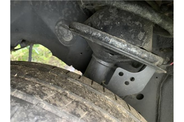 Recambio de amortiguador delantero izquierdo para chrysler saratoga 3.0 v6 referencia OEM IAM SG1819  