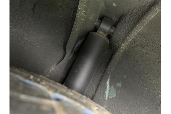 Recambio de amortiguador trasero derecho para chrysler saratoga 3.0 v6 referencia OEM IAM SG23131  