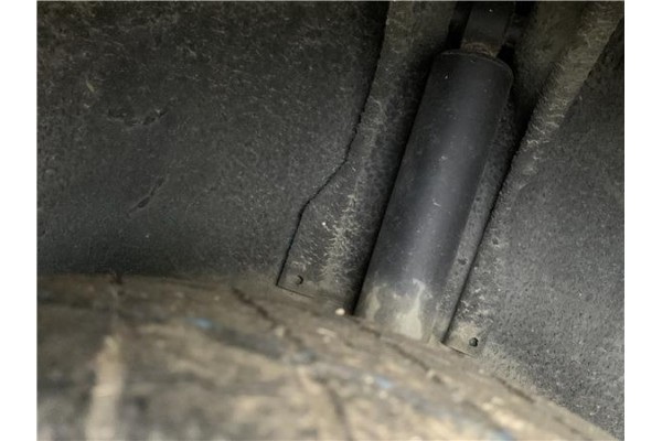 Recambio de amortiguador trasero izquierdo para chrysler saratoga 3.0 v6 referencia OEM IAM SG23131  