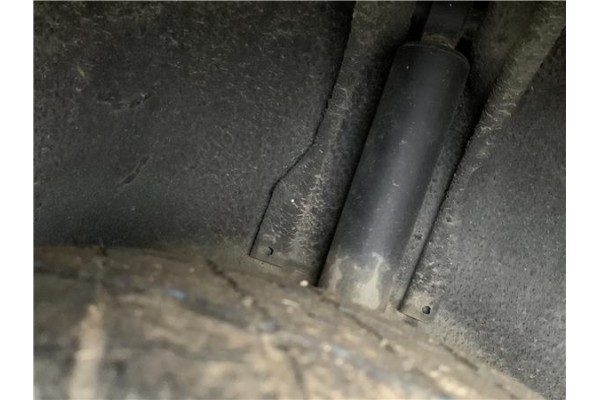 Recambio de amortiguador trasero izquierdo para chrysler saratoga 3.0 v6 referencia OEM IAM SG23131  