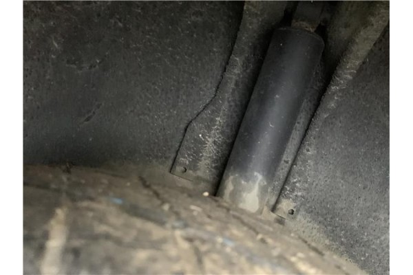 Recambio de amortiguador trasero izquierdo para chrysler saratoga 3.0 v6 referencia OEM IAM SG23131  