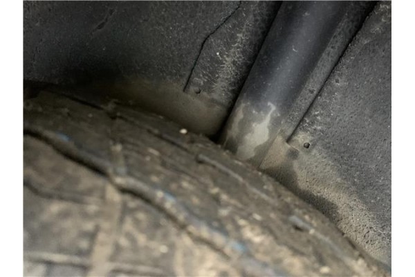 Recambio de amortiguador trasero izquierdo para chrysler saratoga 3.0 v6 referencia OEM IAM SG23131  