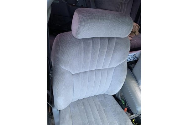 Recambio de asiento delantero derecho para chrysler saratoga 3.0 v6 referencia OEM IAM 4705306  