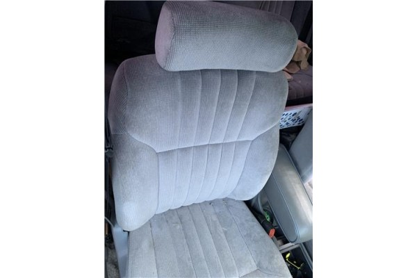 Recambio de asiento delantero derecho para chrysler saratoga 3.0 v6 referencia OEM IAM 4705306  