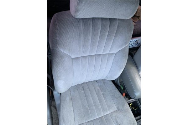 Recambio de asiento delantero derecho para chrysler saratoga 3.0 v6 referencia OEM IAM 4705306  