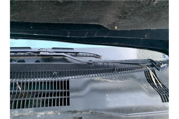 Recambio de brazo limpiaparabrisas delantero izquierdo para chrysler saratoga 3.0 v6 referencia OEM IAM 4389371AB  