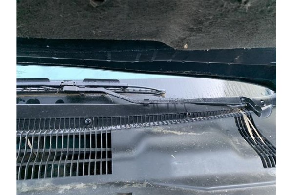Recambio de brazo limpiaparabrisas delantero izquierdo para chrysler saratoga 3.0 v6 referencia OEM IAM 4389371AB  
