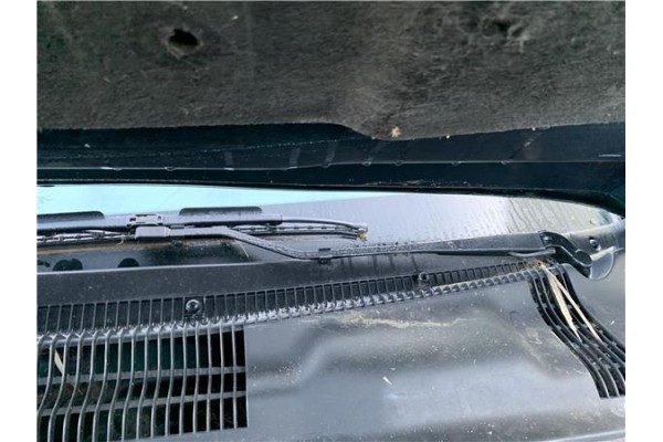 Recambio de brazo limpiaparabrisas delantero izquierdo para chrysler saratoga 3.0 v6 referencia OEM IAM 4389371AB  