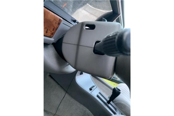 Recambio de embellecedor columna direccion para chrysler saratoga 3.0 v6 referencia OEM IAM 4470002 4470003 