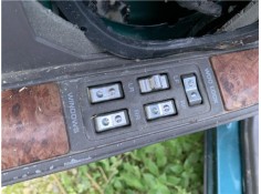 Recambio de mando elevalunas delantero izquierdo para chrysler saratoga 3.0 v6 referencia OEM IAM 4685010  