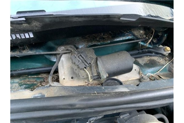 Recambio de motor limpiaparabrisas delantero para chrysler saratoga 3.0 v6 referencia OEM IAM 4389131  