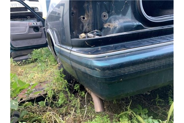 Recambio de paragolpes trasero para chrysler saratoga 3.0 v6 referencia OEM IAM 4388620  