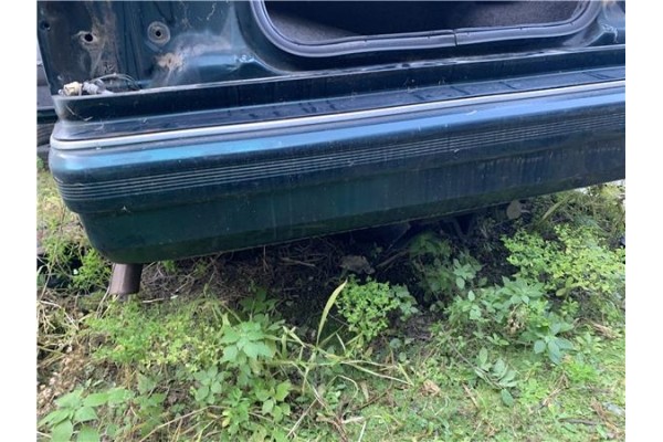 Recambio de paragolpes trasero para chrysler saratoga 3.0 v6 referencia OEM IAM 4388620  