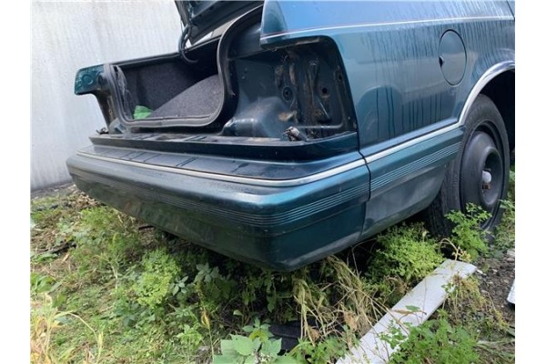Recambio de paragolpes trasero para chrysler saratoga 3.0 v6 referencia OEM IAM 4388620  