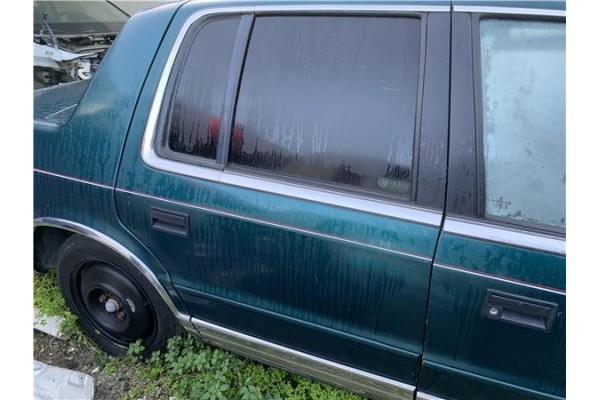 Recambio de puerta trasero derecha para chrysler saratoga 3.0 v6 referencia OEM IAM 4443862  