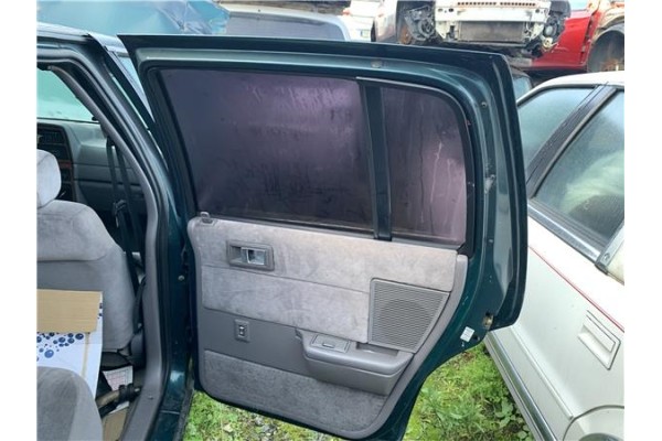 Recambio de puerta trasero derecha para chrysler saratoga 3.0 v6 referencia OEM IAM 4443862  