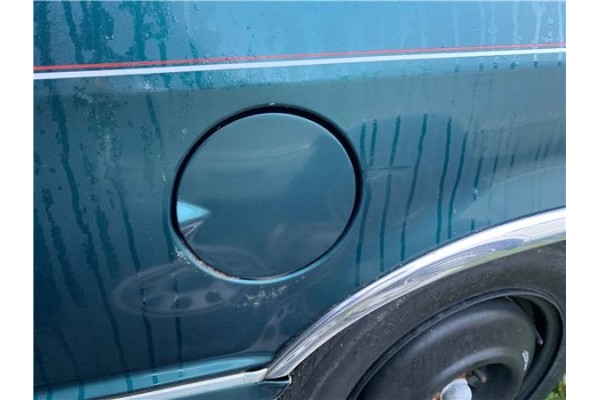 Recambio de tapa exterior combustible para chrysler saratoga 3.0 v6 referencia OEM IAM 4416406  