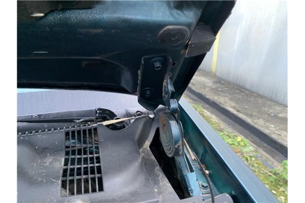 Recambio de bisagra capo izquierda para chrysler saratoga 3.0 v6 referencia OEM IAM 4534727  