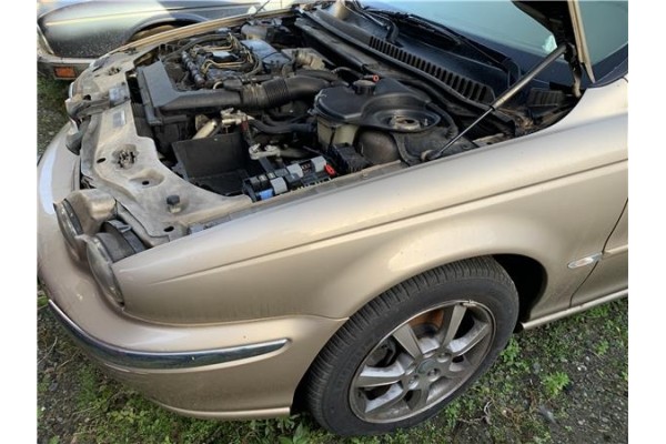 Recambio de aleta delantero izquierda para jaguar x-type 2.0 d executive referencia OEM IAM C2S23560  