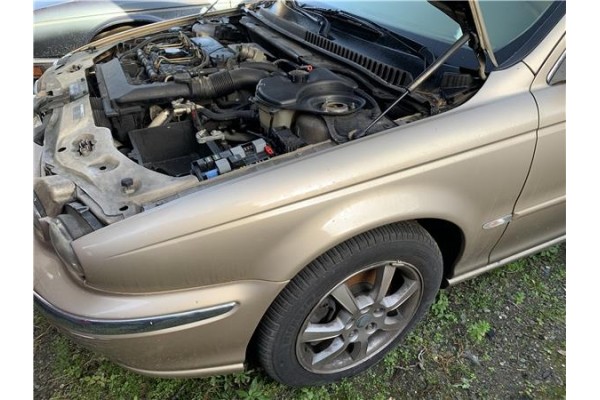 Recambio de aleta delantero izquierda para jaguar x-type 2.0 d executive referencia OEM IAM C2S23560  