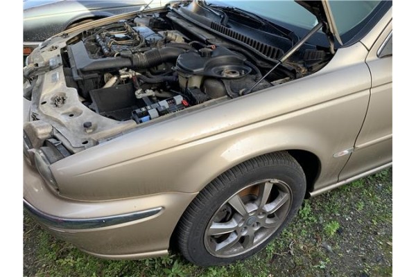 Recambio de aleta delantero izquierda para jaguar x-type 2.0 d executive referencia OEM IAM C2S23560  