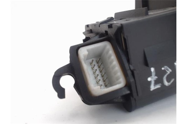 Recambio de mando de luces para renault scenic ii (jm) referencia OEM IAM 8200206738 61890007 