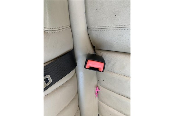 Recambio de anclaje cinturon trasero derecho para jaguar x-type 2.0 d executive referencia OEM IAM C2S14585LEG  
