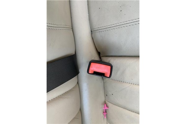 Recambio de anclaje cinturon trasero derecho para jaguar x-type 2.0 d executive referencia OEM IAM C2S14585LEG  