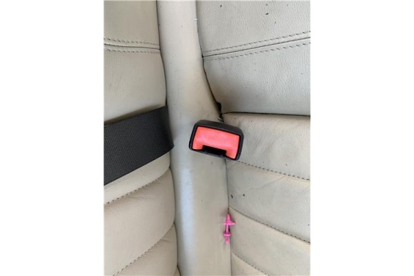 Recambio de anclaje cinturon trasero derecho para jaguar x-type 2.0 d executive referencia OEM IAM C2S14585LEG  