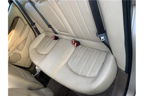 Recambio de asientos traseros para jaguar x-type 2.0 d executive referencia OEM IAM C2S15284SEL  