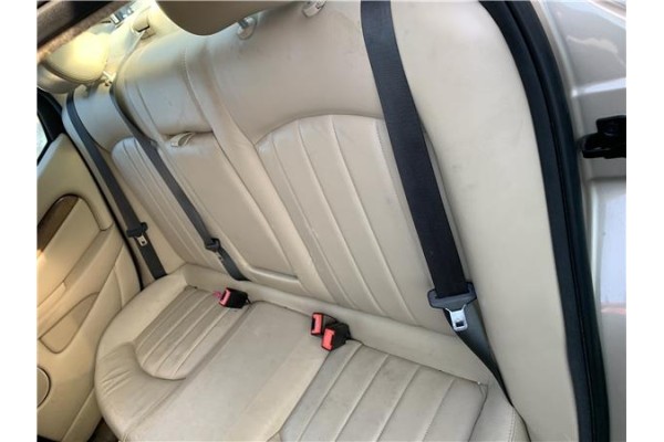 Recambio de asientos traseros para jaguar x-type 2.0 d executive referencia OEM IAM C2S15284SEL  