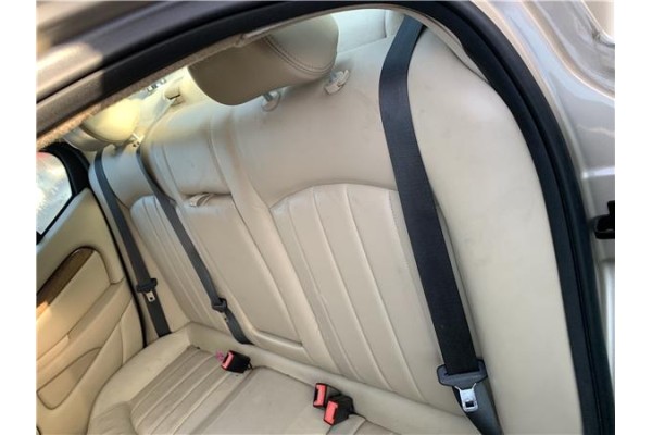 Recambio de asientos traseros para jaguar x-type 2.0 d executive referencia OEM IAM C2S15284SEL  