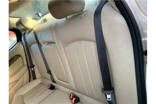 Recambio de asientos traseros para jaguar x-type 2.0 d executive referencia OEM IAM C2S15284SEL  