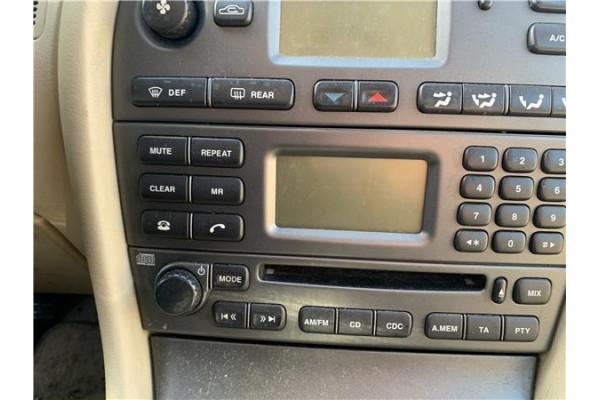 Recambio de autoradio para jaguar x-type 2.0 d executive referencia OEM IAM C2S31312  