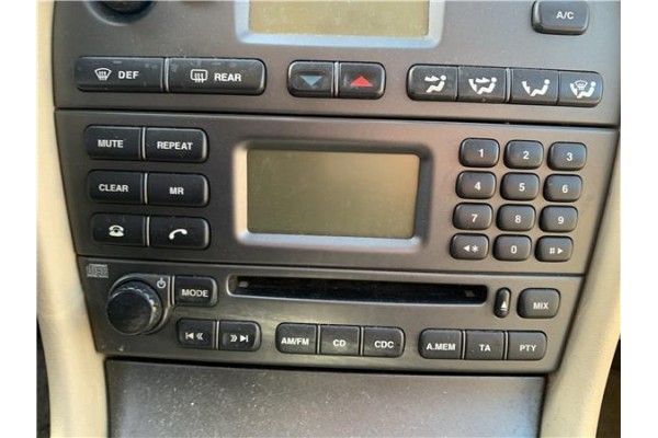 Recambio de autoradio para jaguar x-type 2.0 d executive referencia OEM IAM C2S31312  