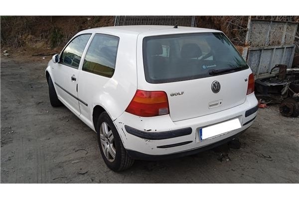 volkswagen golf iv berlina (1j1) del año 2001