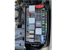 CAJA FUSIBLES/RELE C2S35967 