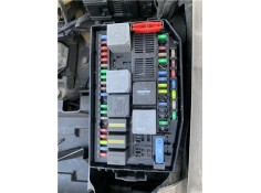 Recambio de caja fusibles/rele para jaguar x-type 2.0 d executive referencia OEM IAM C2S35967  