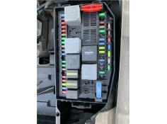 Recambio de caja fusibles/rele para jaguar x-type 2.0 d executive referencia OEM IAM C2S35967  